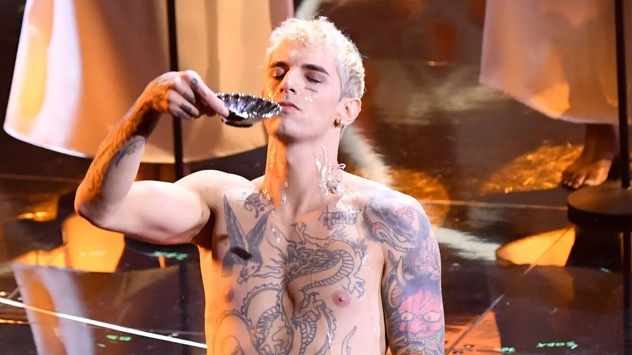 Achille lauro. Акилле лауро. Акилле лауро. Achille lauro. Лауро гиотто.