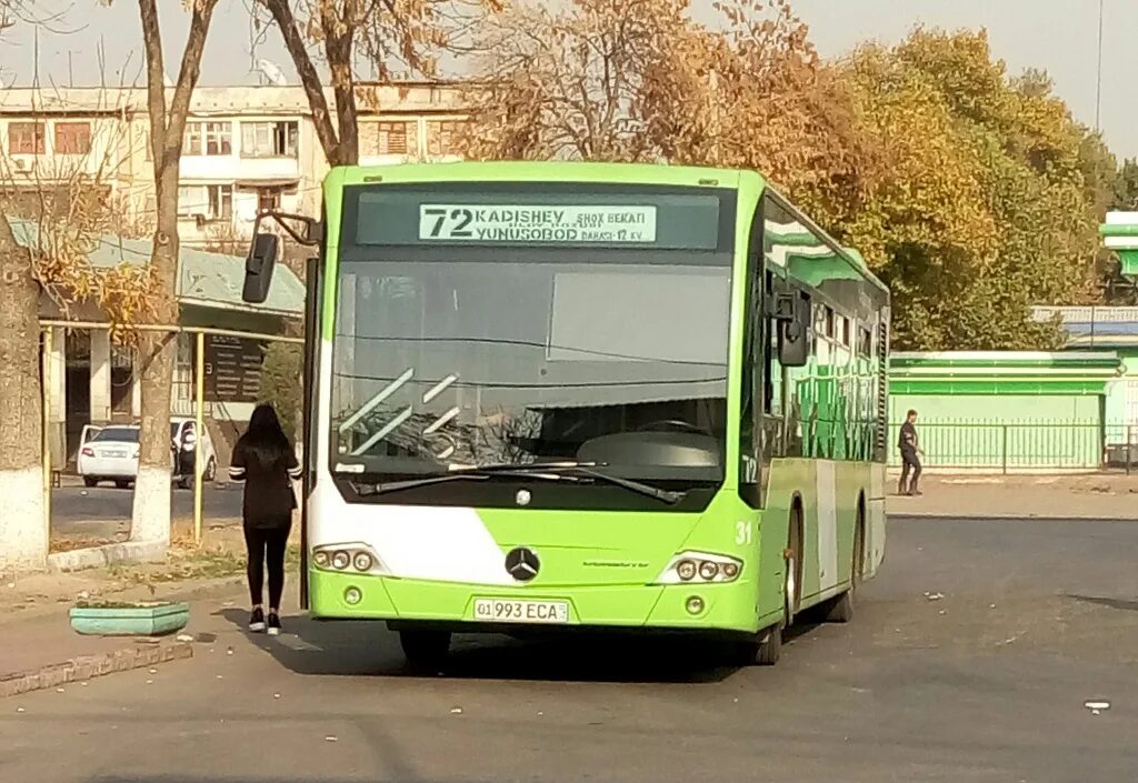 Какой автобус довезет. Кольца с автобусами. кадышева ташкент автобус. массив кадышева автобусы. кольцо который автобус едет.