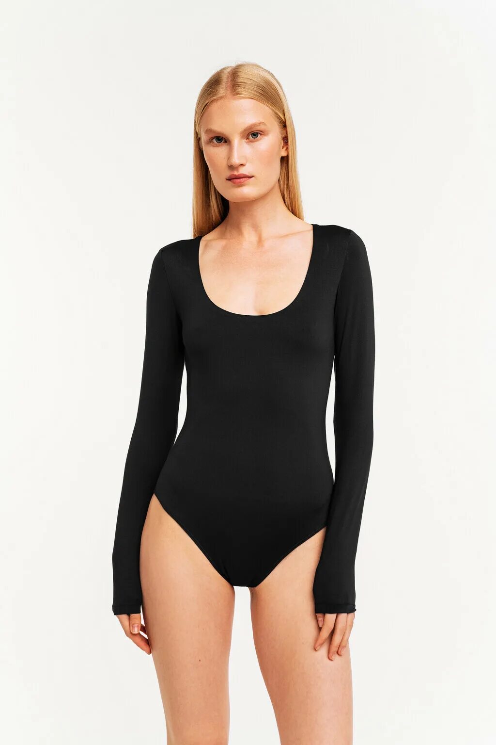 Боди с v образным вырезом. Боди серый зара. Adamo боди andrea. Боди темное missguided. Базовые боди.