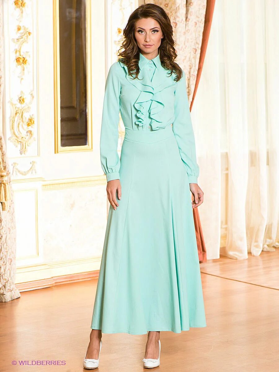 платья с длинным рукавом 2024. красное платье футляр taifun. коктейльное платье маргарита цельсова. короткое платье с длинным рукавом. бонприкс платье красное.