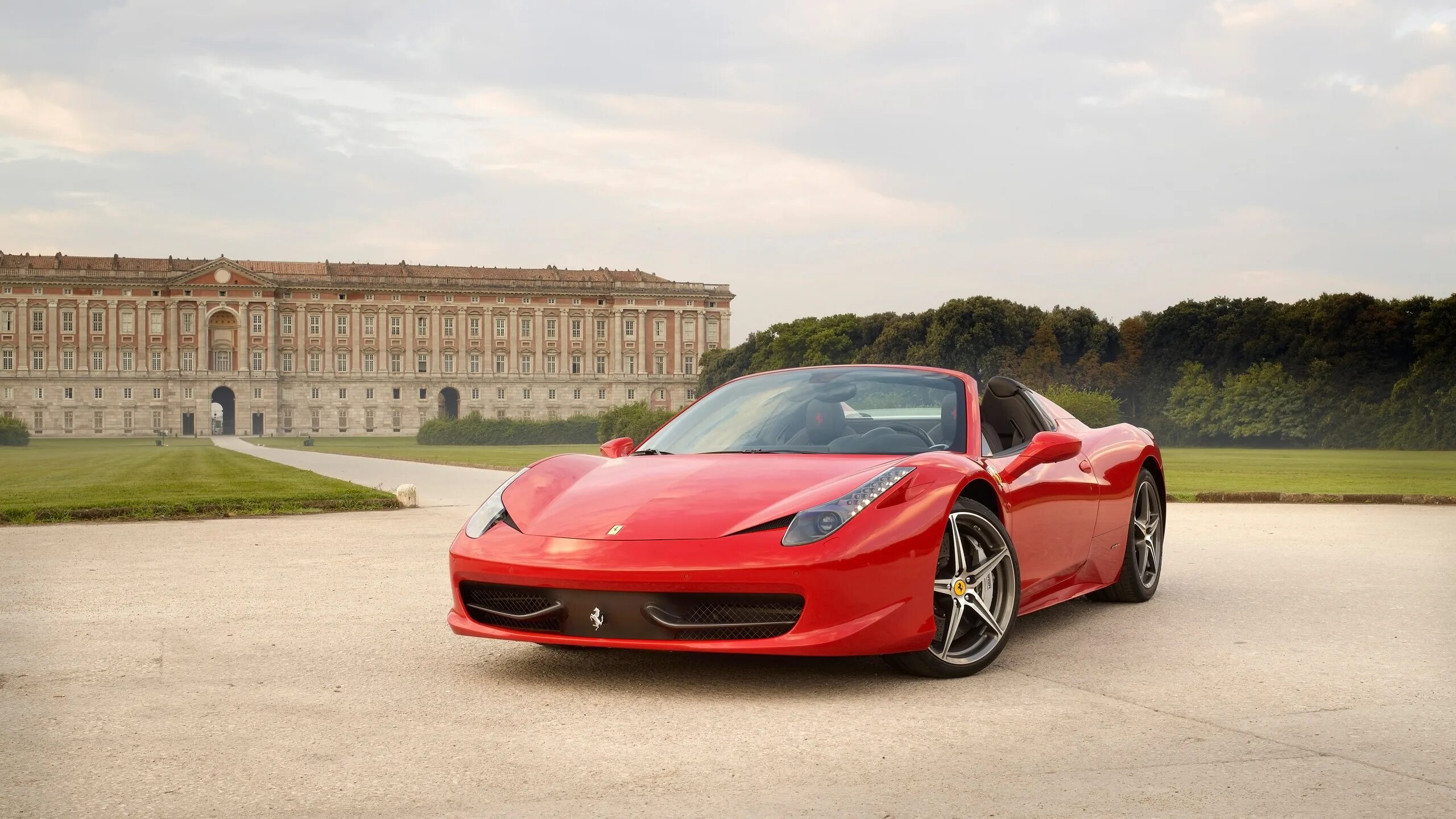 Обои ferrari. Феррари 458 Спайдер. Машины Ferrari 458 Spider. Ferrari 458 Italia Spider. Ferrari 458 Italia красная.