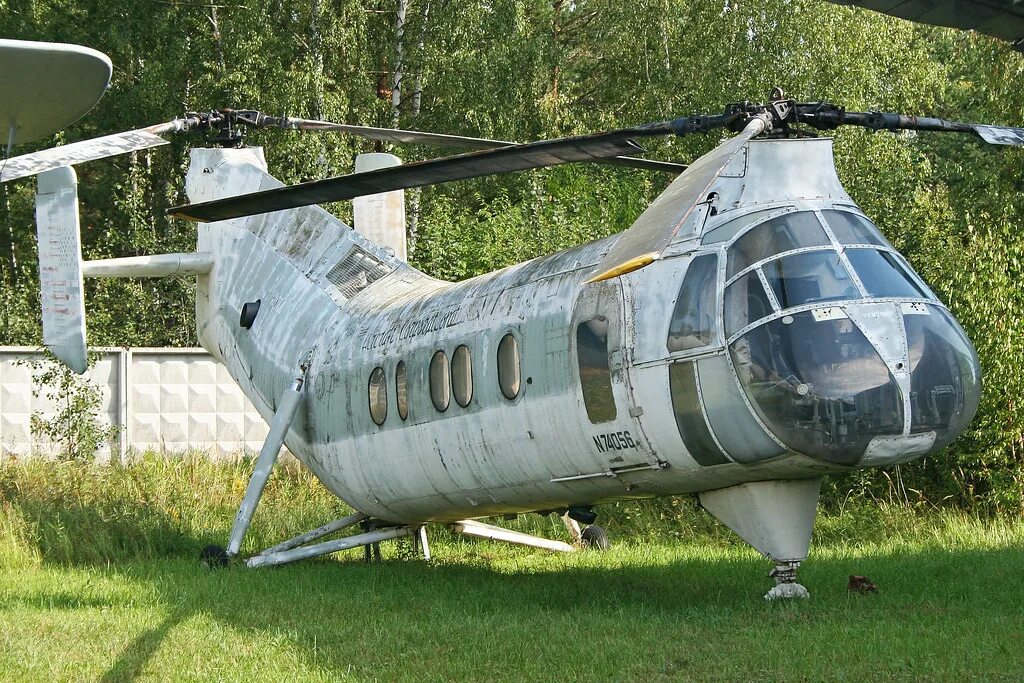 Ch 44. Vertol v-44. Piasecki h-21 в Монино. Вертолет Piasecki h-21 в Монино. Вертол Ch 44.