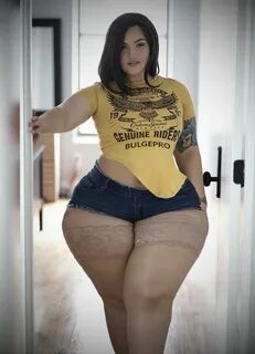 Pin on Curvy Sexy. 