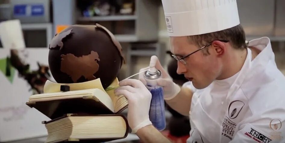 Кондитер. Первый шоколатье. Андрей канакин кондитер. Первый шоколатье. Шоколадный бутик.