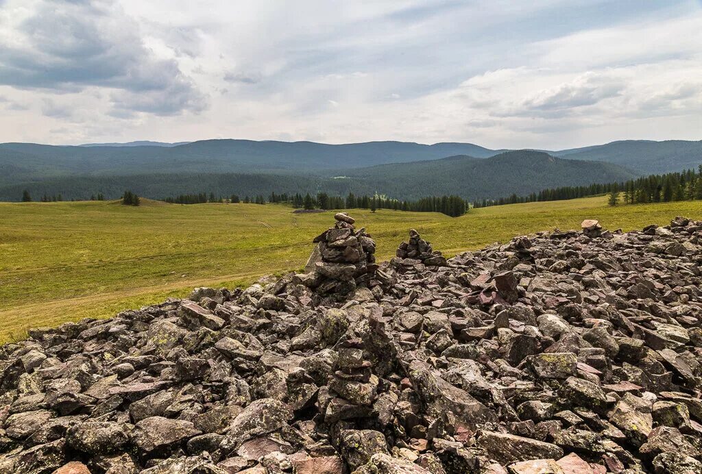 Пазырыкские Курганы горный Алтай. Пазырыкские Курганы Алтайский край. Пазырыкские Курганы в Горном Алтае. Урочище Пазырык Алтай горный.