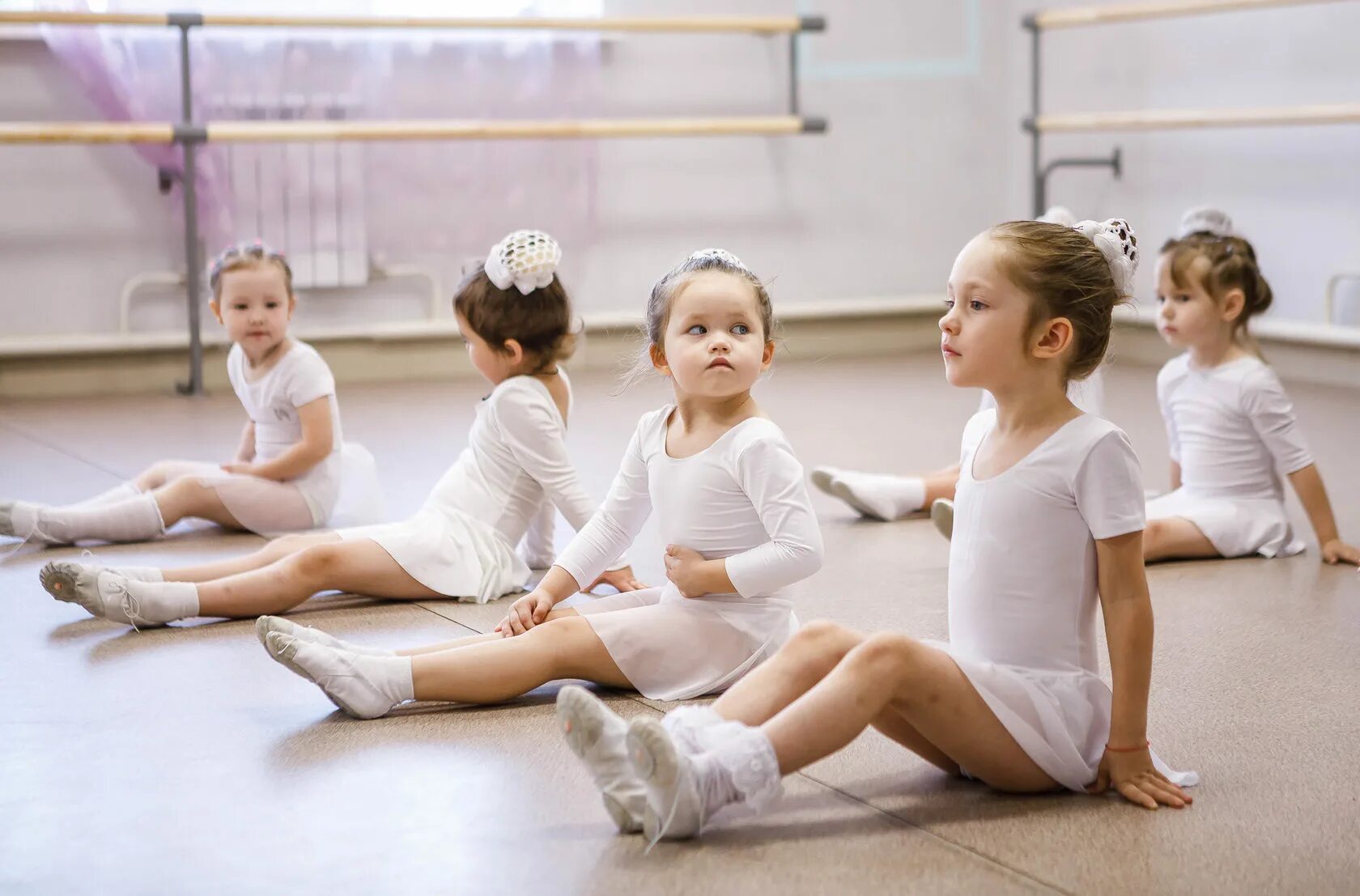 танец для детей 7-8 лет. школа танцев для детей. школа танцев для детей и взрослых. детские танцы. эстрадные танцы.