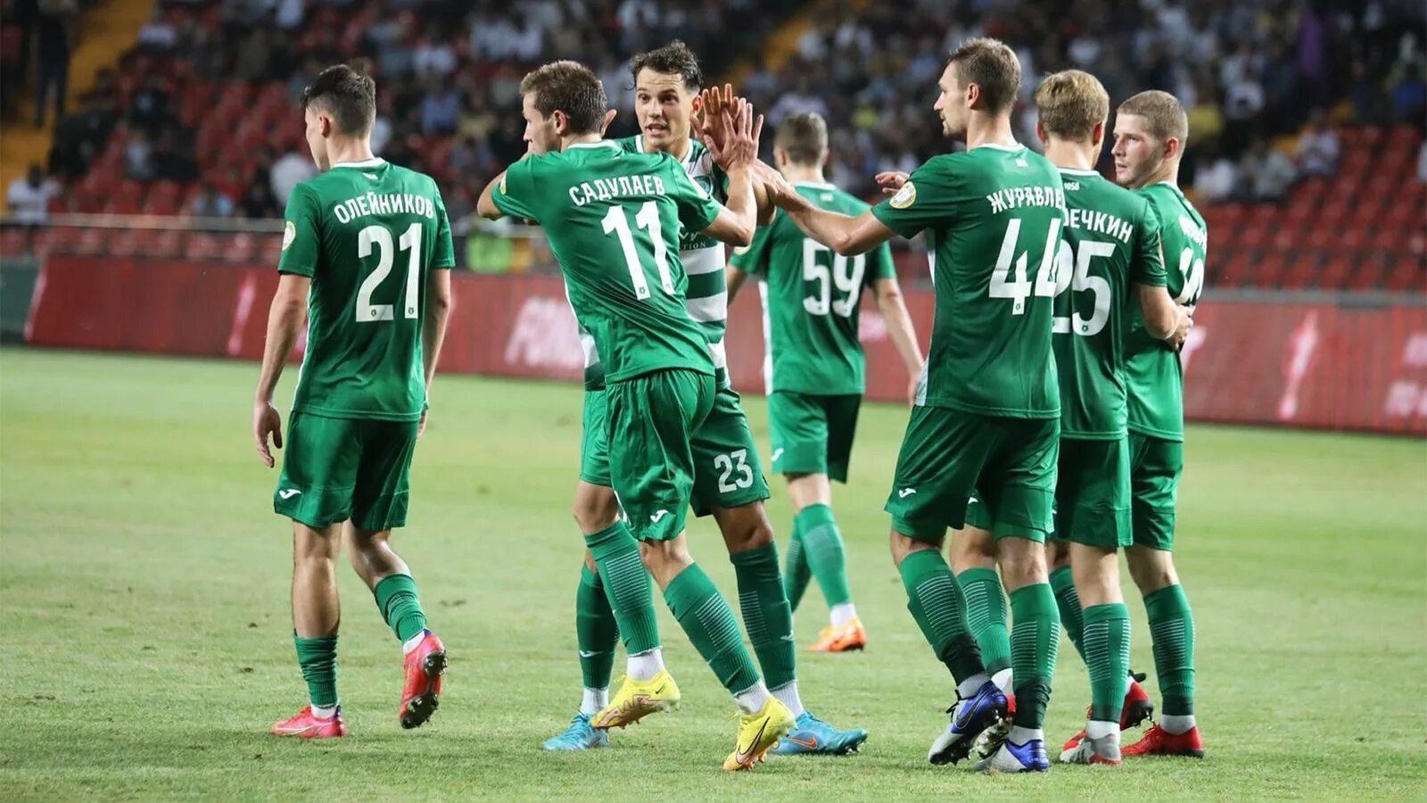 Кубок ахмат. Оренбург Ахмат футбол 2-1. Ахмат Оренбург 3:1. Ахмат Локомотив 11 марта. Локомотив Ахмат счет.