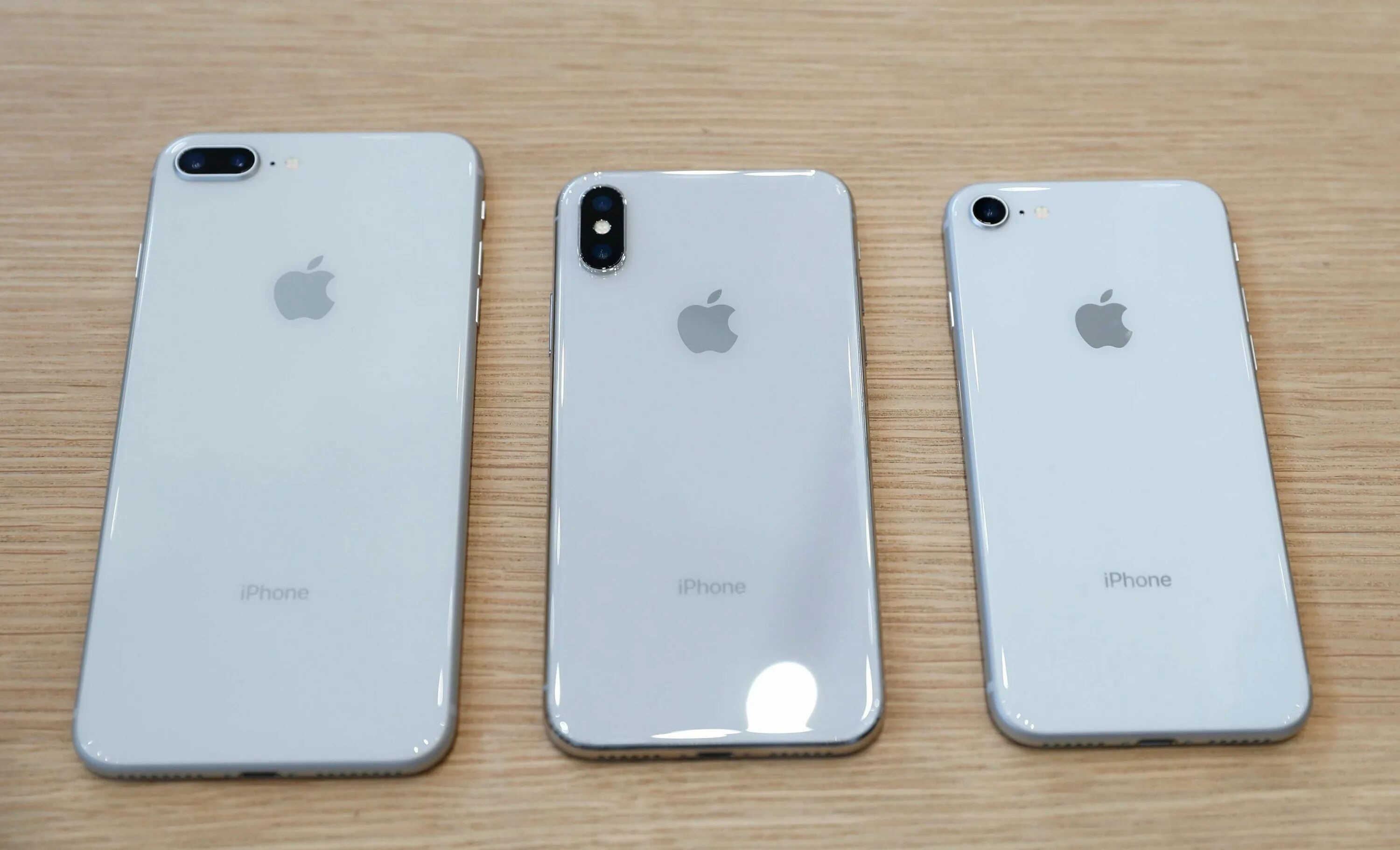 Айфон 8 и 13. Iphone 8 Plus и iphone x. Iphone 8 и 8 Plus. Iphone 8 iphone x. Iphone x 8 8 Plus.