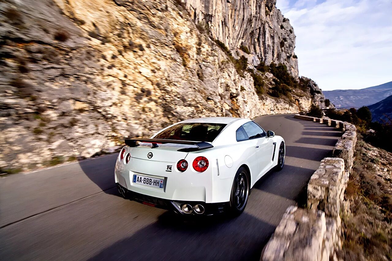 Nissan skyline r35 gtr фиолетовый. Nissan gtr r50. Nissan gtr 2014. Nissan gtr 35 nismo 2015. Nissan skyline gtr r35.