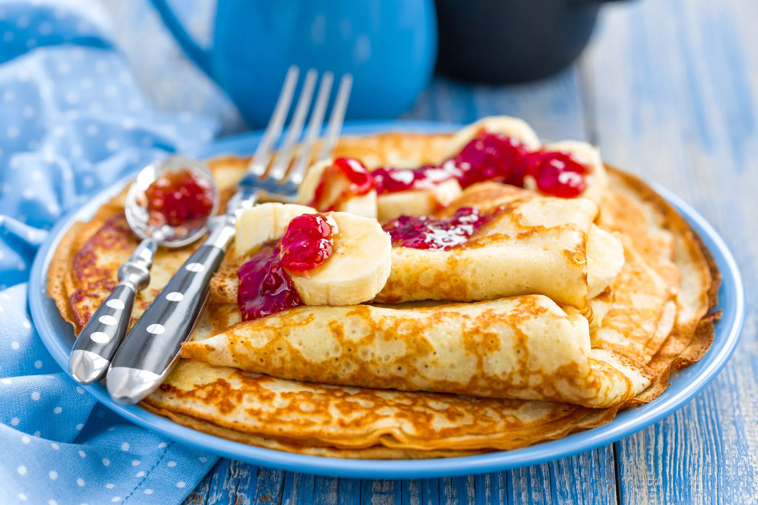 Блинчики работа. Блинчики. сладкие блинчики. красивые вкусные блинчики. блины с джемом.