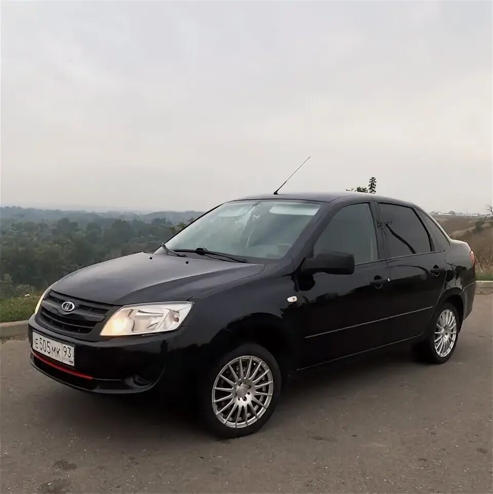 Lada Гранта 1.6 бензиновый 2012 космос на DRIVE2