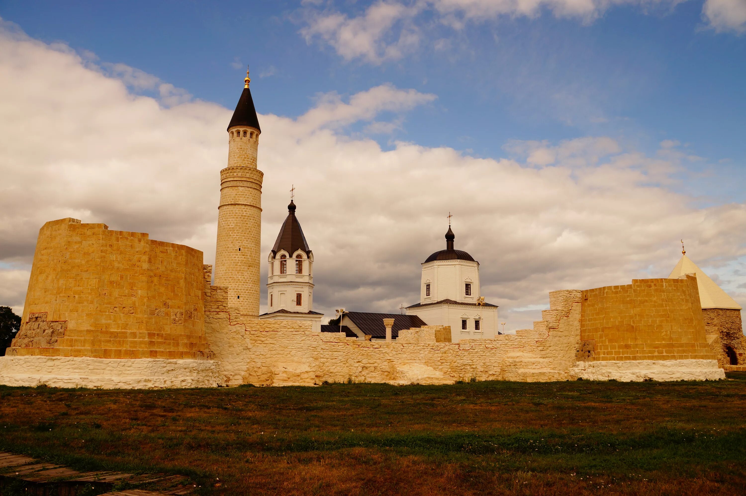 Древний город Булгар. Древний город Болгар в Татарстане. Город золотой орды Болгар. Историко-археологический комплекс Булгар в Татарстане. История булгар