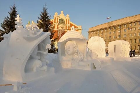 Екатеринбург снежные фигуры