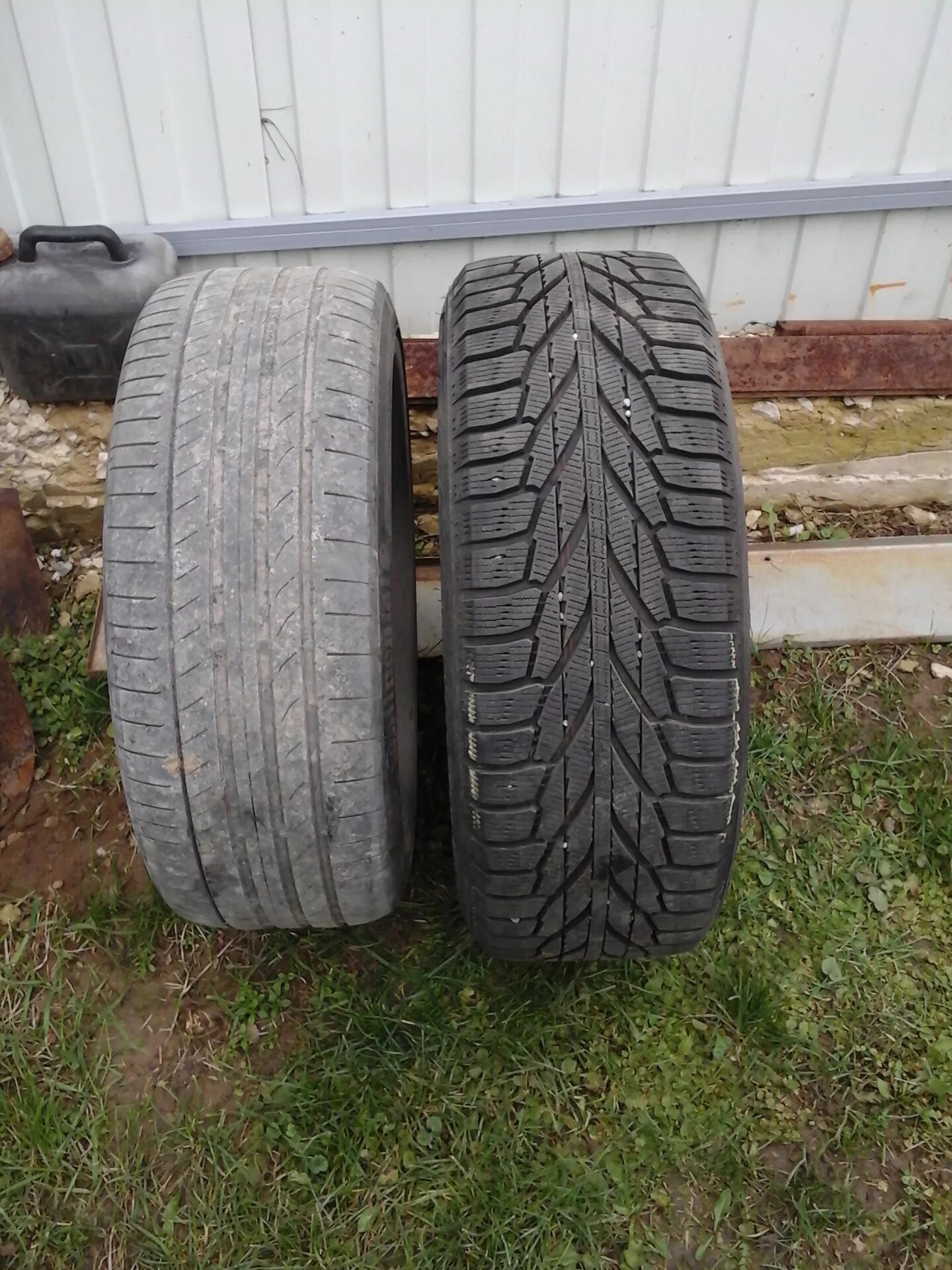 215/55 r17 vs 225/45 r18. 215 45 r17 и 235 40 r17. 225/60 r15. Разница 225/и 235. 225 45 r17 и 215 50 r17.
