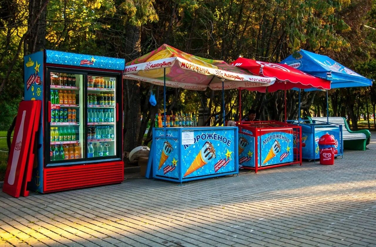 Киоск мороженого. Торговые точки в парках. Торговые точки в парках. Киоск мороженого. Павильон с мороженым.