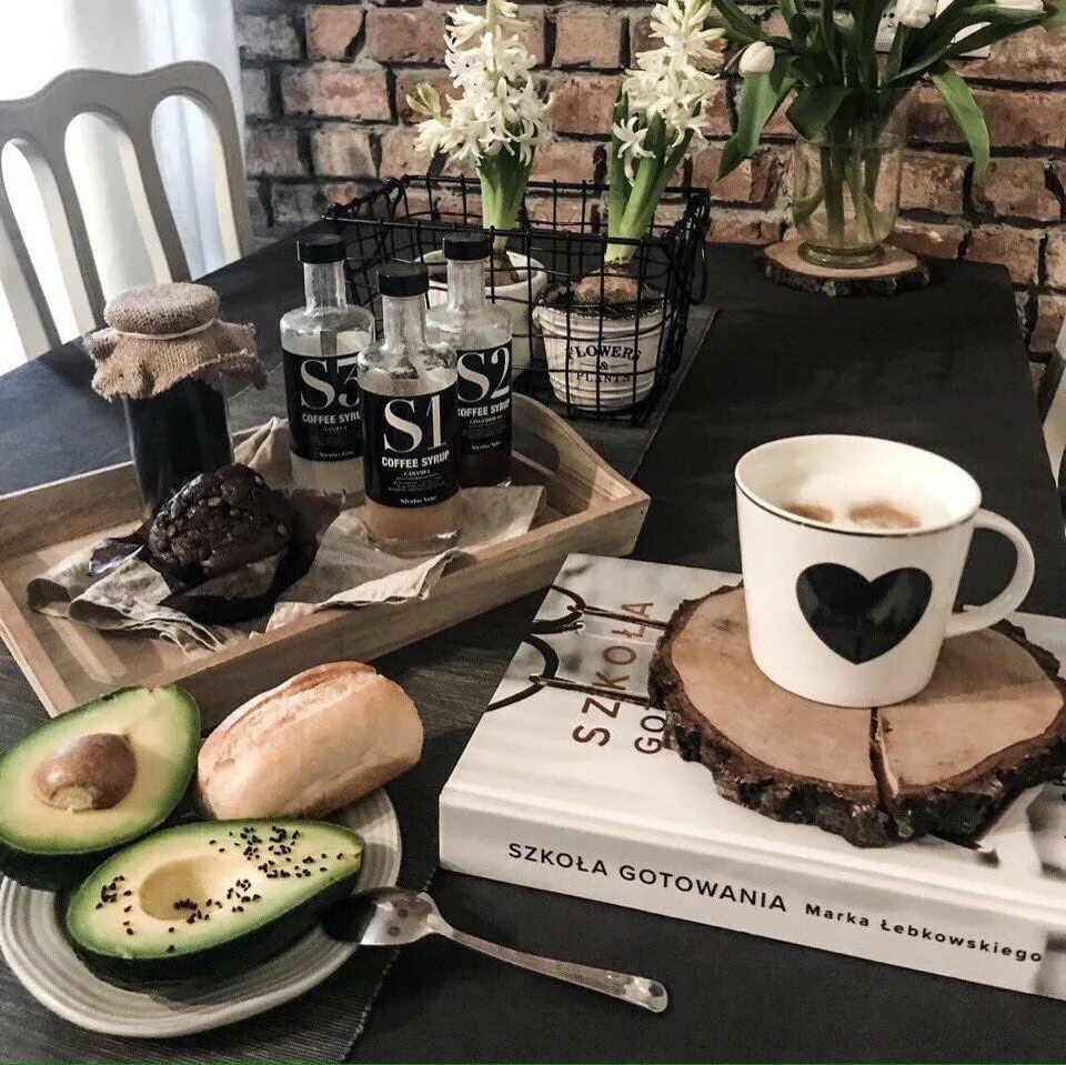 Кофейня волшебство вкуса читать. Март и кофе. Кофейня волшебство вкуса читать. Кофейня волшебство вкуса читать. Схема вышивки кофемолки.