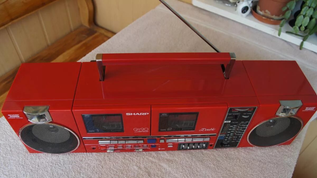 Hitachi портативный магнитофон 70-х. геттобластер. магнитофон national panasonic. Hitachi trk 8190. магнитофон 80.