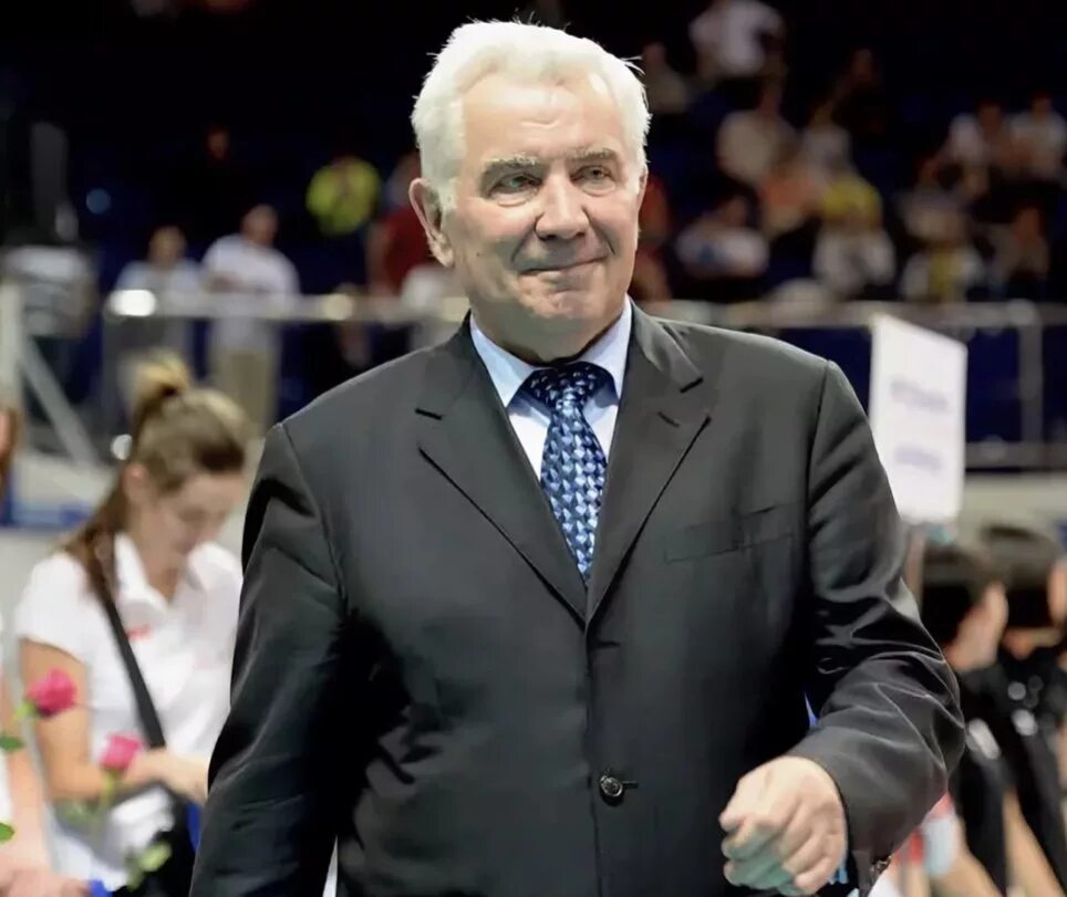 Карполь. Карполь. Карполь. Карполь тренер волейбол. Карполь.