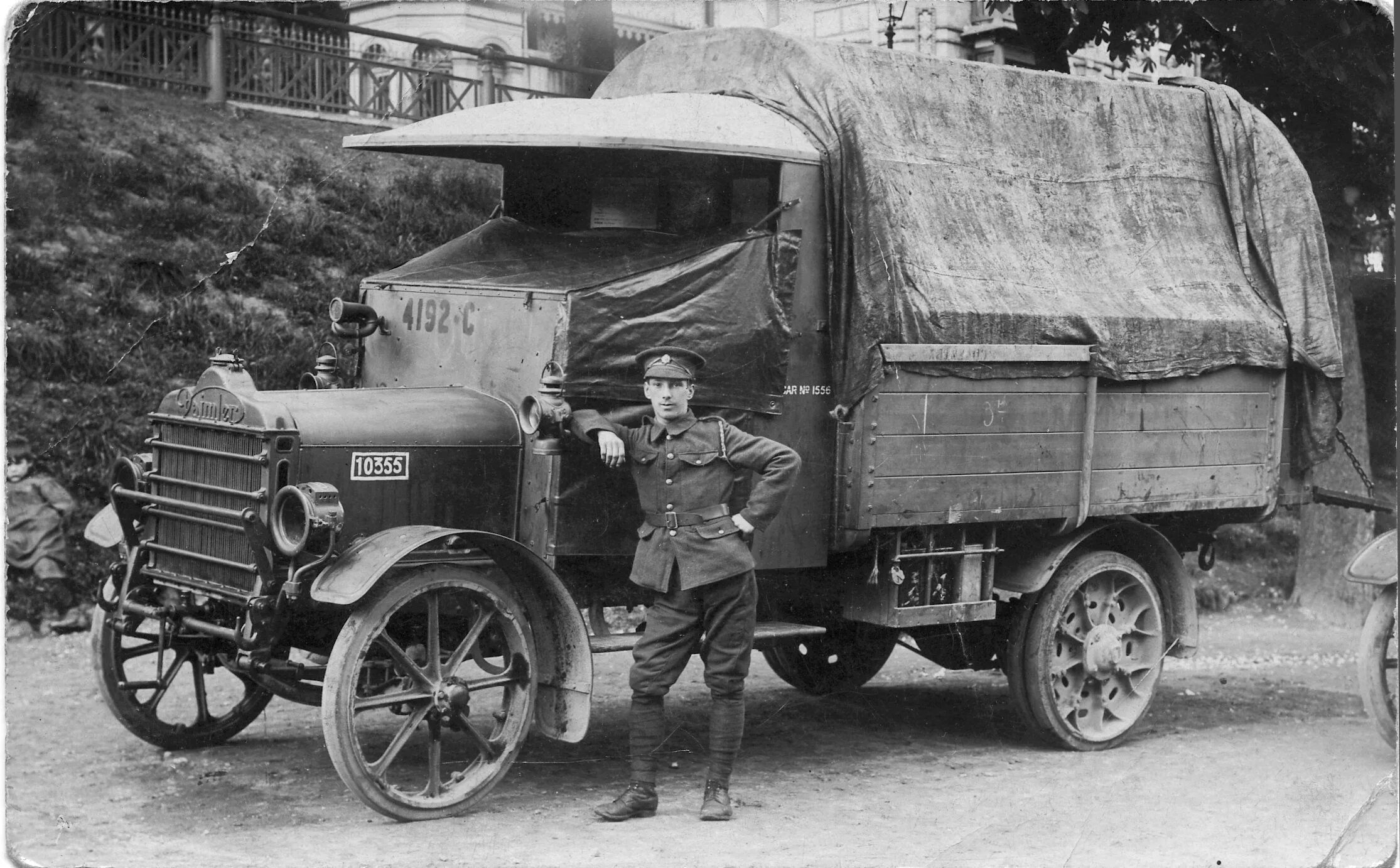Автомобили первой мировой. ПМВ грузовик Даймлер. Даймлер грузовик 1914. Грузовики Германии первой мировой войне 1914-1918. Немецкий грузовик 1 мировой.