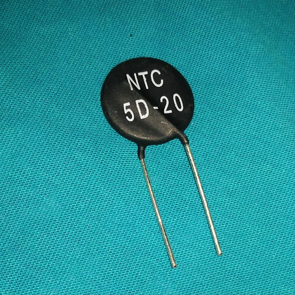Ntc 5d 9. NTC 5d-20. Термистор NTC 5d 1457. Термистор NTC 20k 5 0.5w. Термистор 820 m.