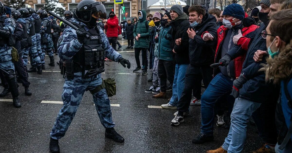 Памяти алексея навального россияне. Протесты в России 23 января 2021. Митинг Навального 2021 в Москве. Митинги в России 2021 Навальный. Митинг Навального 23 января 2021 Москва.