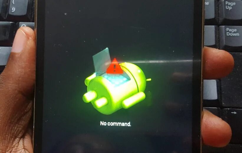 No command android что. Андроид команды нет. Смартфон нет команды. Экран при включении телефона. Дохлый андроид с восклицательным знаком.