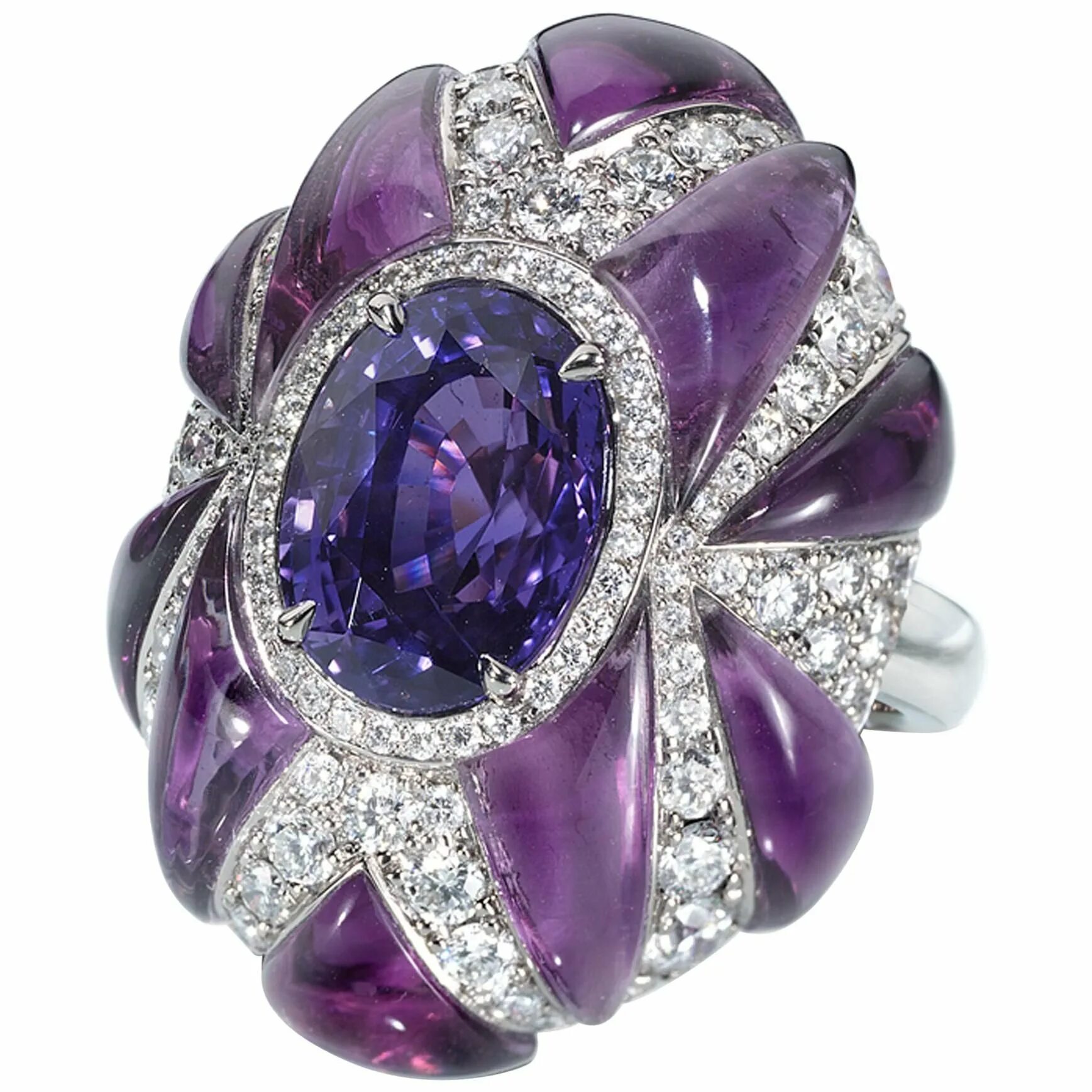 Алмаз аметист. Ювелирные украшения Leviev. Камни сапфир чароит. Amethyst Sapphire. Звездчатый аметист.