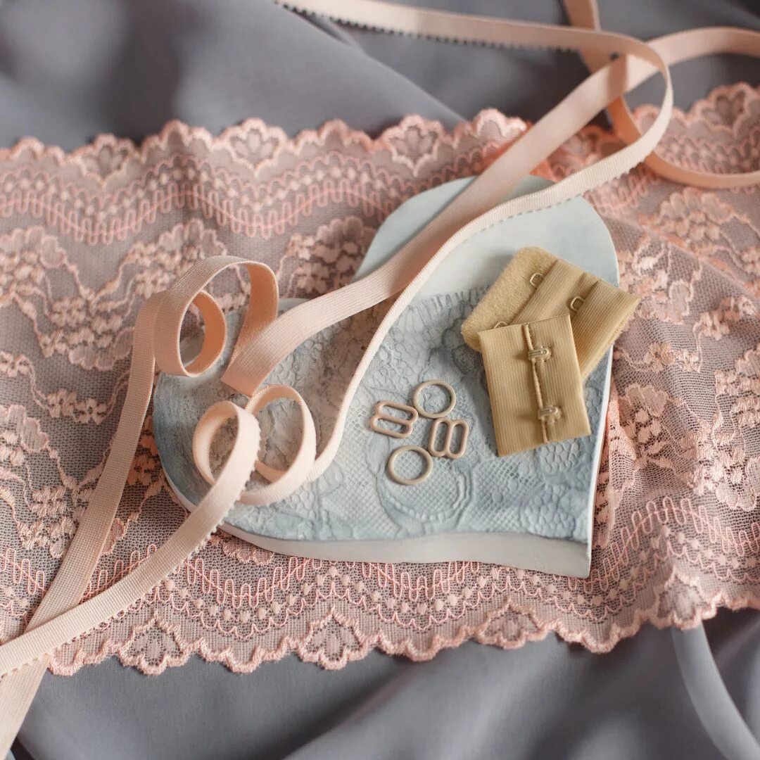 оборудование для шитья постельного белья. цех по пошиву белья. фабрика по пошиву нижнего белья. ателье по пошиву бюстгальтеров. проспект шахтеров 76 кемерово.