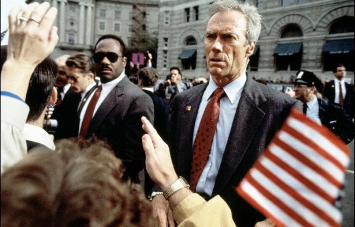 на линии огня фильм 1993 джон малкович. на линии огня фильм 1993. на линии огня фильм 1993 джон малкович. линия огня сериал 2017–2018. клинт иствуд на линии огня.