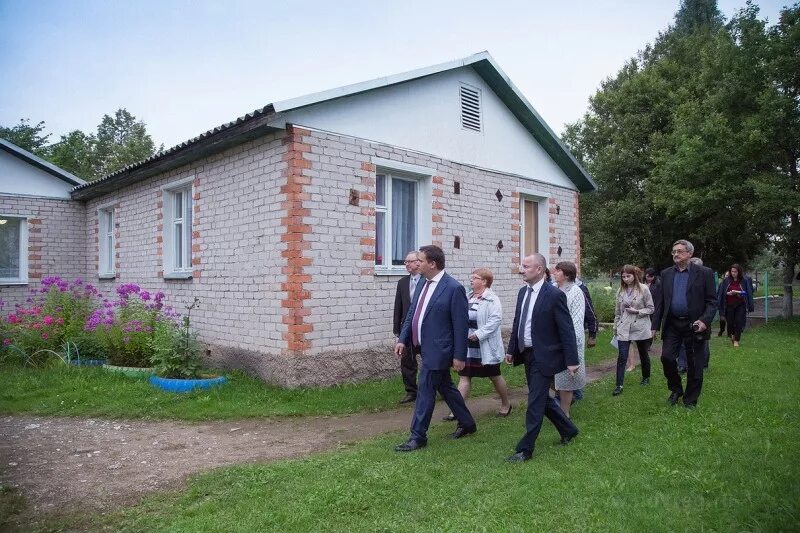 Храм святой софии в новгороде. Опеченский посад боровичский. Волот день поселка. Деревня богослово новгородская область. Погода черное новгородской.