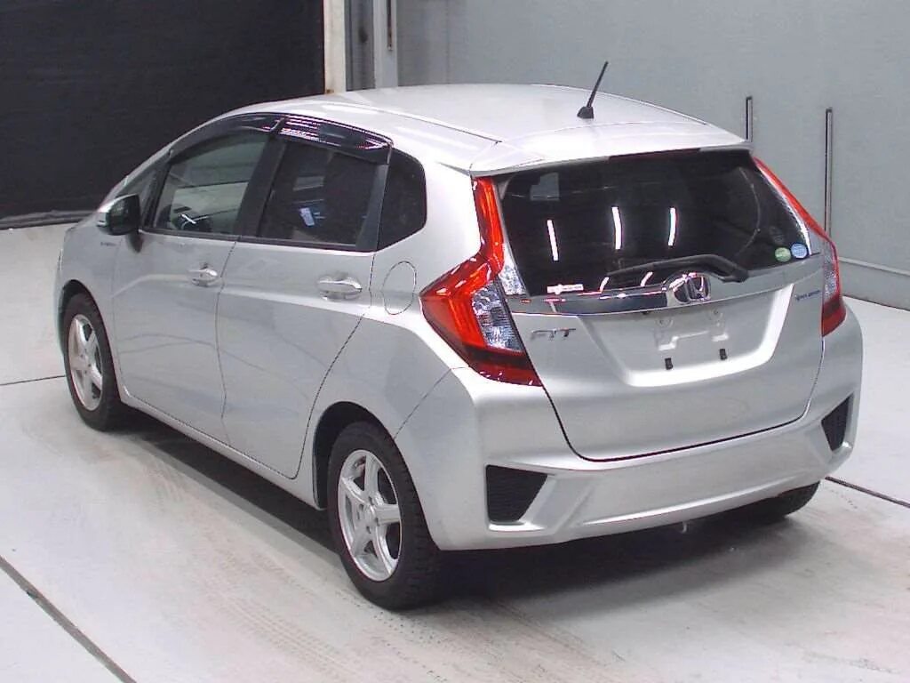 Honda Fit Hybrid gp5. Honda Fit 2016 гибрид. Honda Fit 2016 года. Хонда фит 2016г.