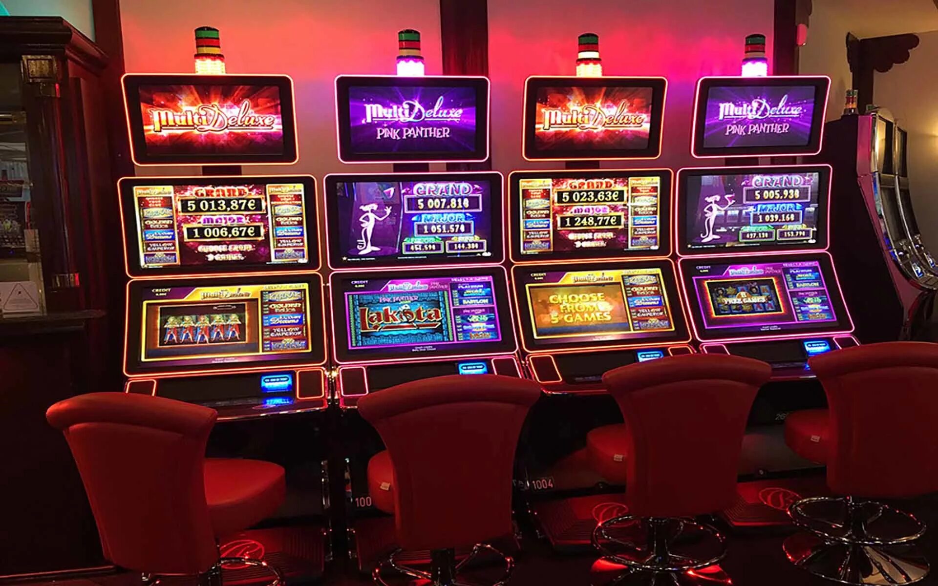 Игровой автомат казино. Спин Сити игровые автоматы казино. Казино и игровые автоматы 2022. Игровые залы казино.