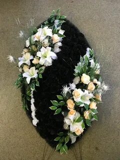 Похоронные венки из искусственных цветов