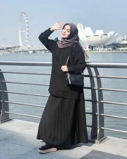Hijab hitam