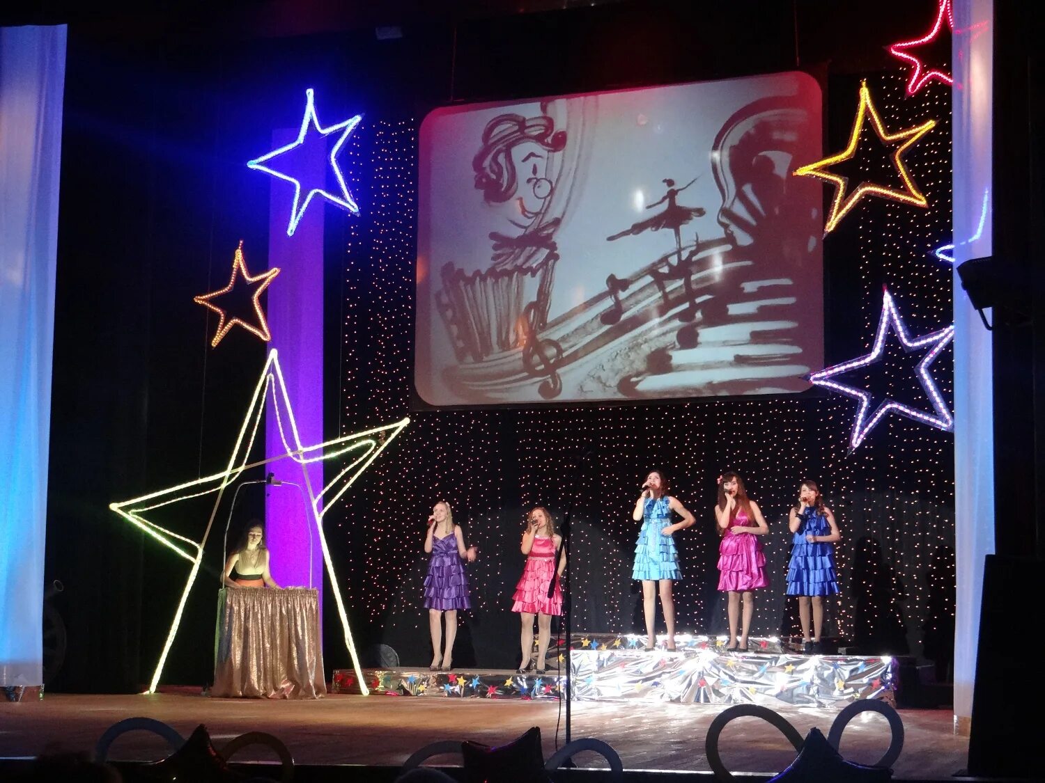 план зала дк юбилейный воткинск. дворец культуры воткинск. воткинск дворец юбилейный. дк юбилейный воткинск. воткинск уральский хор.