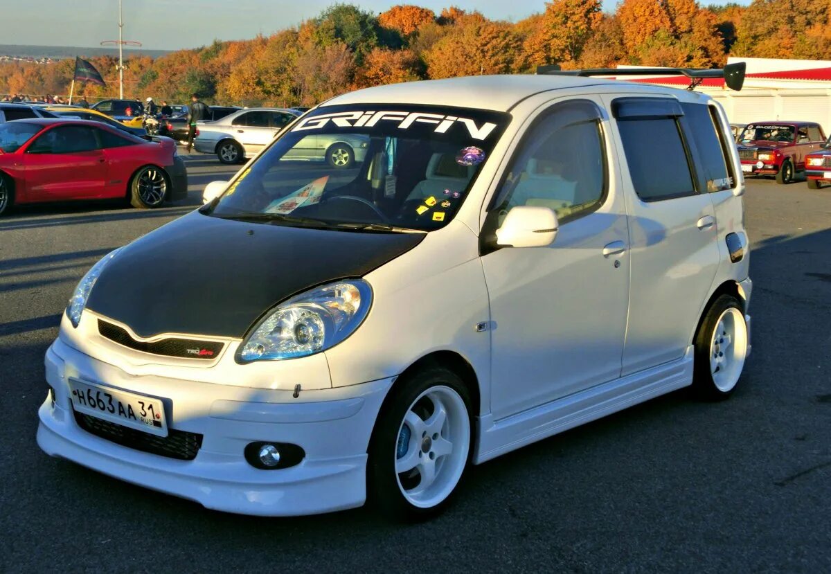 Toyota funcargo. Funcargo. Тойота funcargo 2000. Toyota funcargo color 583. Toyota funcargo 2004.