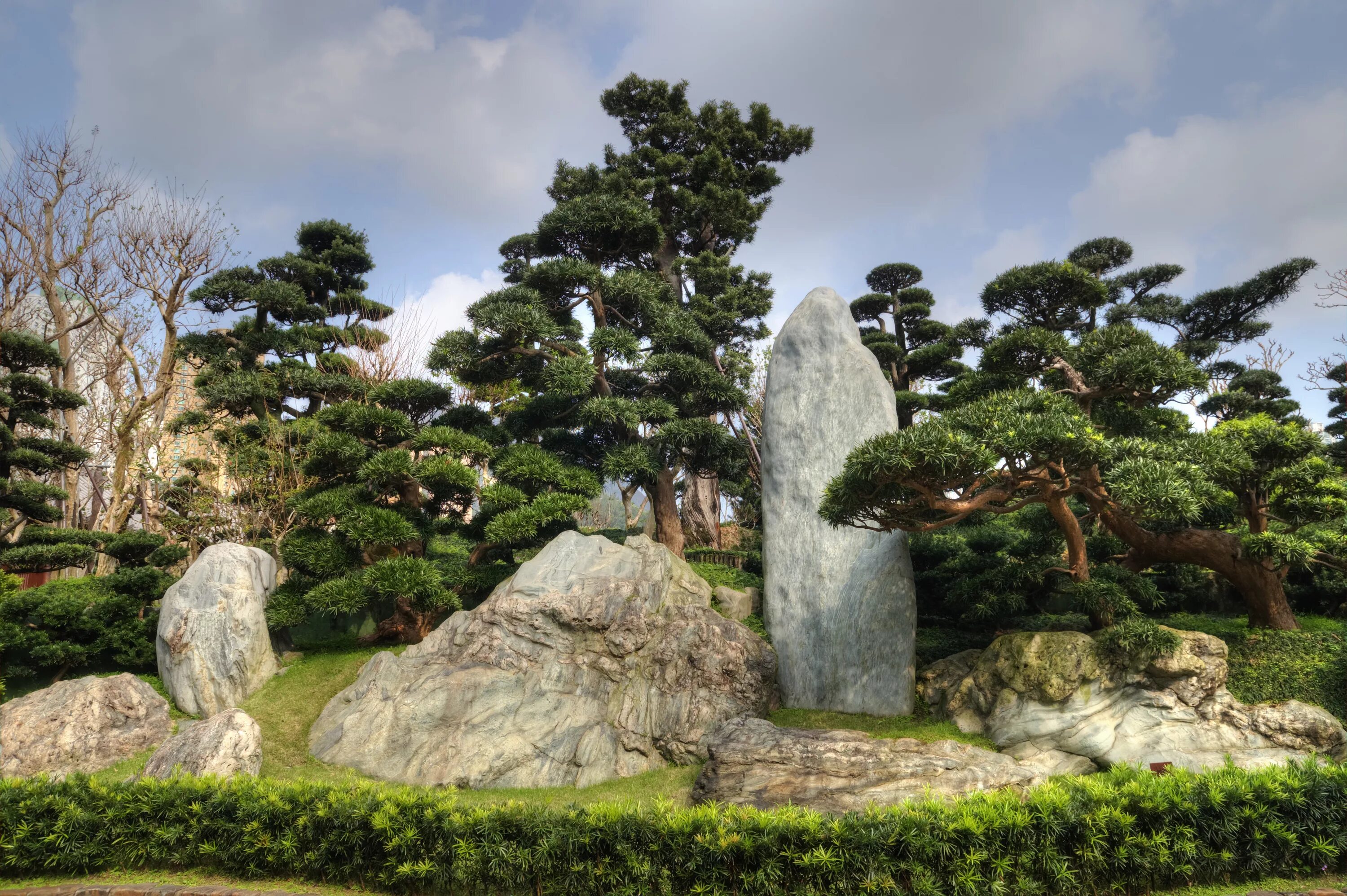 Stone park. Парк миллионолетних камней в Таиланде. Сад нан лиан Гонконг. «Сад - парк камней» Екатеринбург. Сад миллионолетних камней Паттайя.