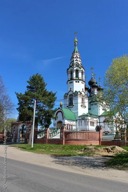 храм в валищево подольский район. церковь успения пресвятой богородицы (валищево). храм в валищево подольский район. успенская церковь валищево.