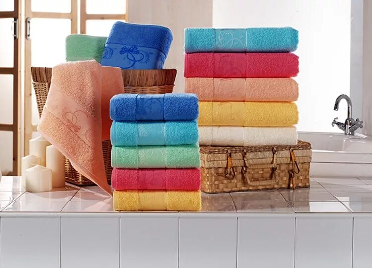 Чтобы махровые полотенца стали мягкими. Красивые полотенца. Полотенце махровое. Банное полотенце. Полотенце банное махровое.