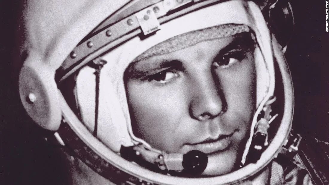 первые в мире гагарин