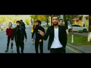 Песня армяне зажигали. Слева горы а вдали кавказ. С лева горы с правка горы а в дали кавказ. Армянское трио изабелла давид. H z cover hasmik danielyan vahe ziroyan.