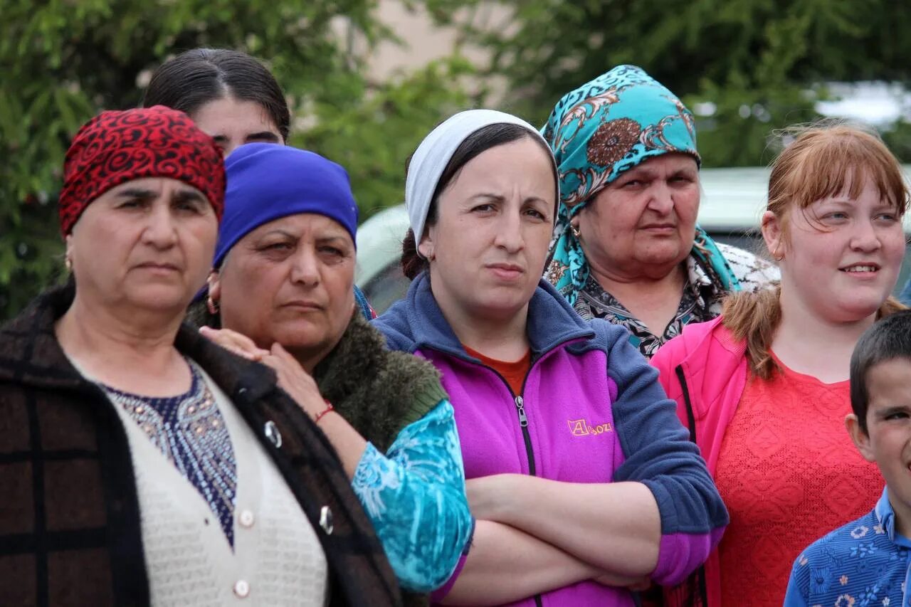 Белгород как живут люди сейчас. Село середа белгородская. поселок середа. глава поселения середа. глава поселения середа даниловский район.