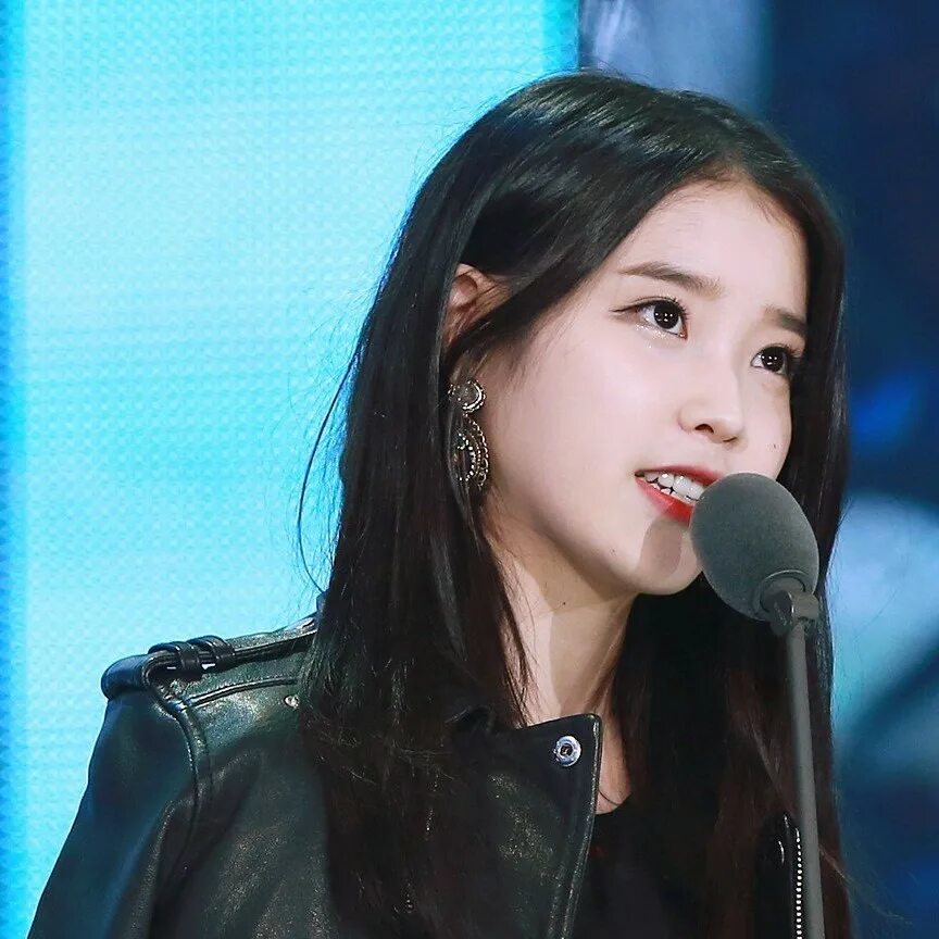 Певица айю. Айю iu. lee ji-eun айю. актриса iu айю. iu певица 2025.