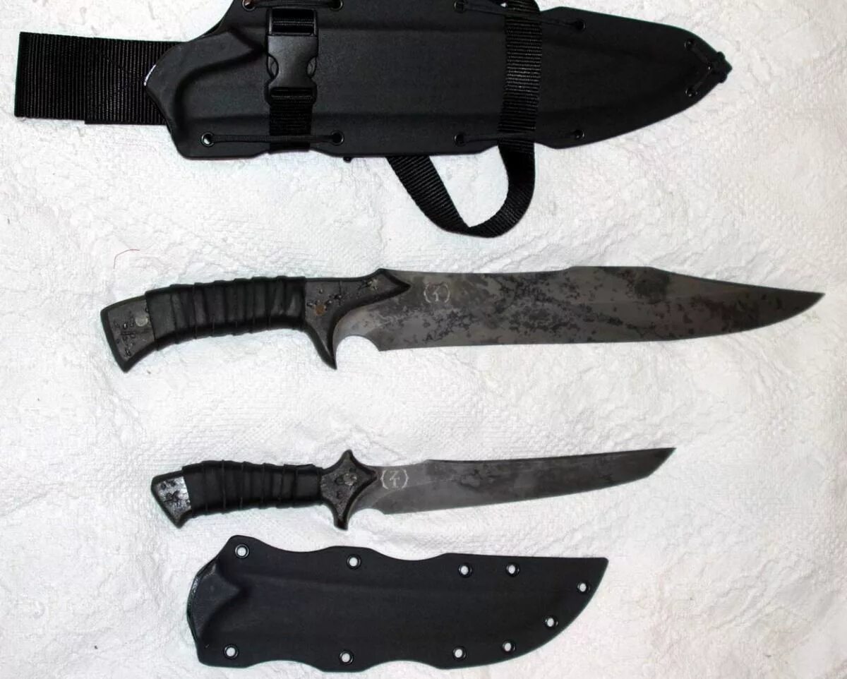 Набор ножей для зомби апокалипсиса. Нож на случай зомби апокалипсиса. Охотничий нож зомби апокалипсис.