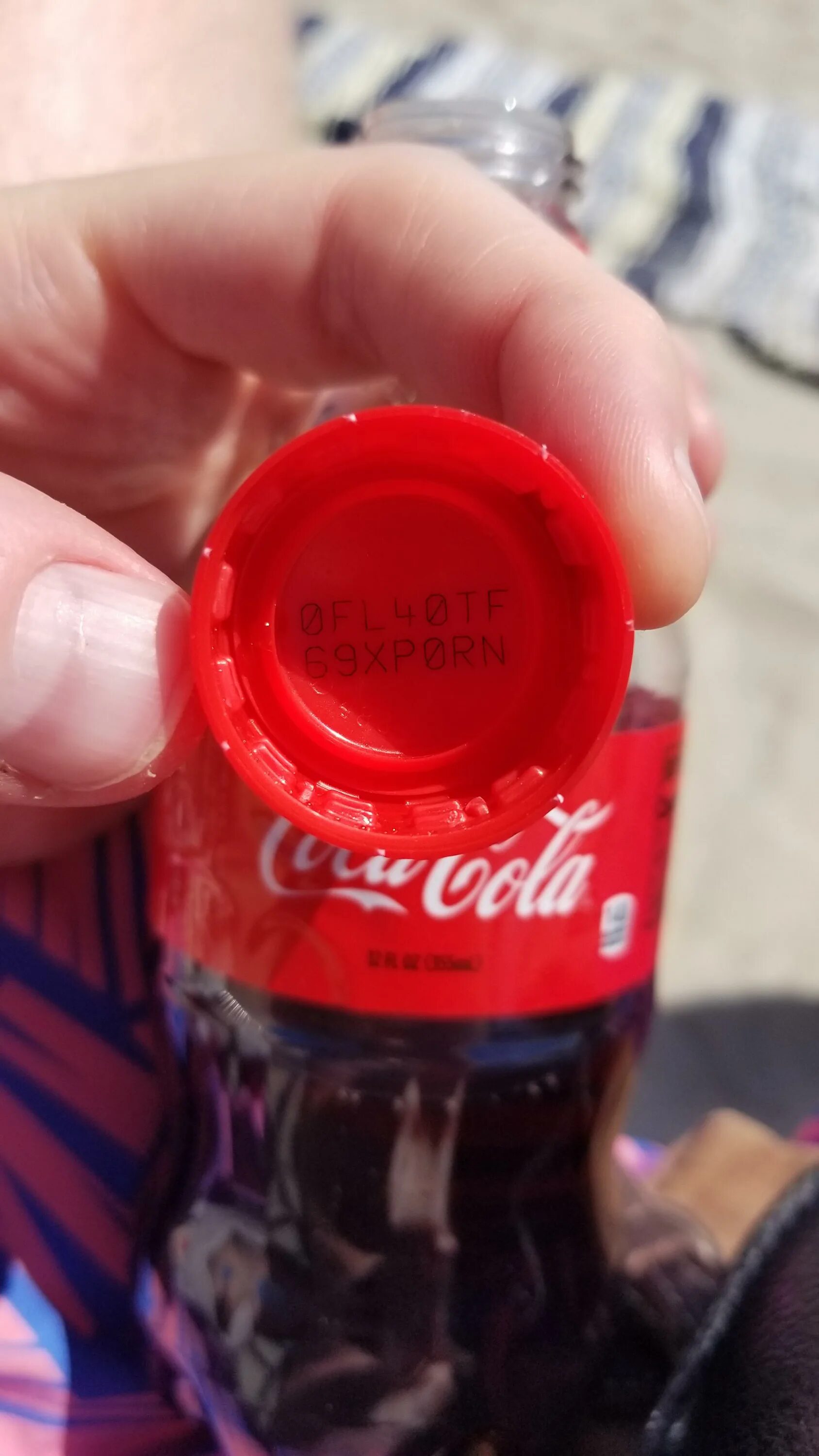 Coca Cola крышка. Код от Кока колы. Крышки на Кока Коле. Крышка с кодом Кока кола. Колла код