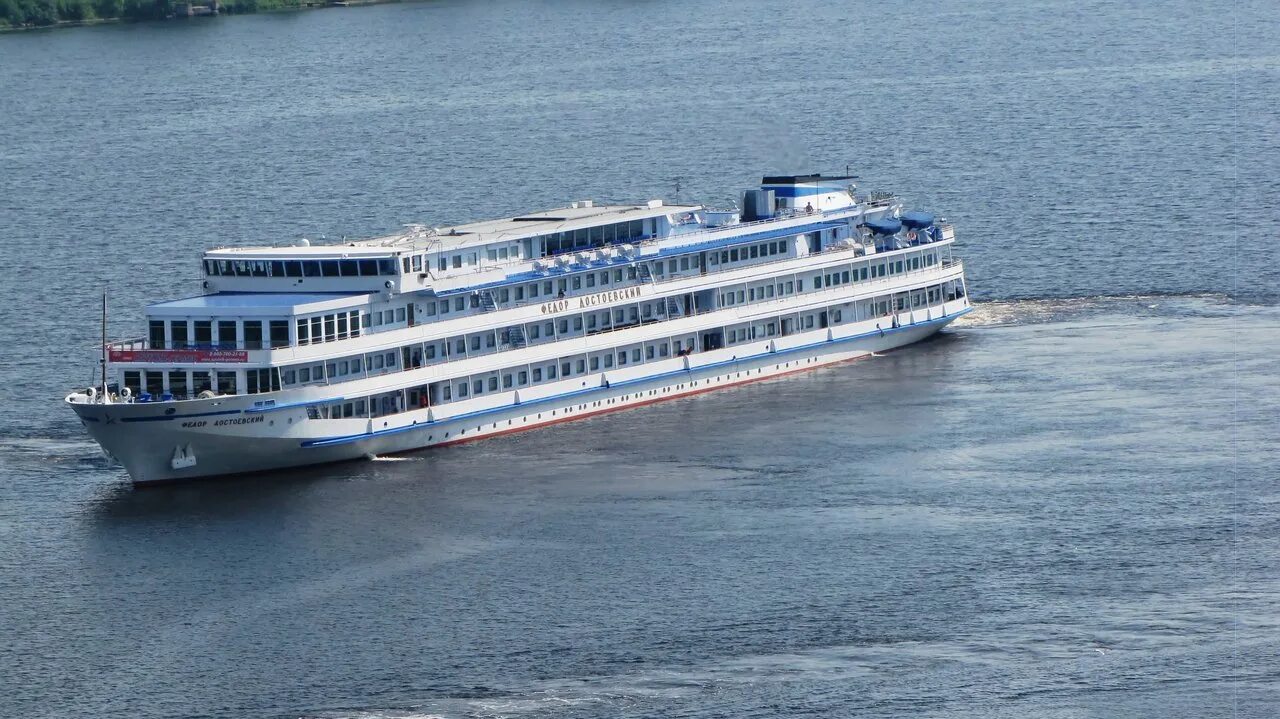 Федор достоевский теплоход 2022. Достоевский навигация 2024. Теплоход федор достоевский каюты люкс. Федор достоевский теплоход из казани каюты. Капитан теплохода башкортостан.