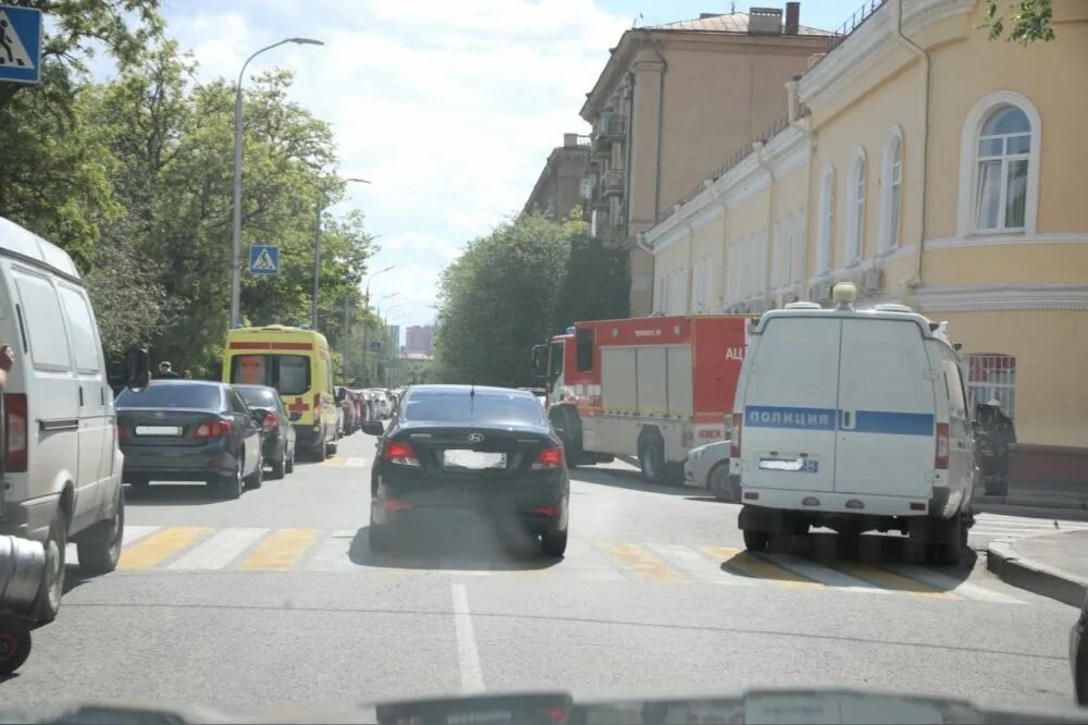 Волгоградстат волгоградской. Волгоградстат. Сотрудников и пациентов эвакуировали. Чунаков Волгоградстат. Авария в Волгограде сегодня.