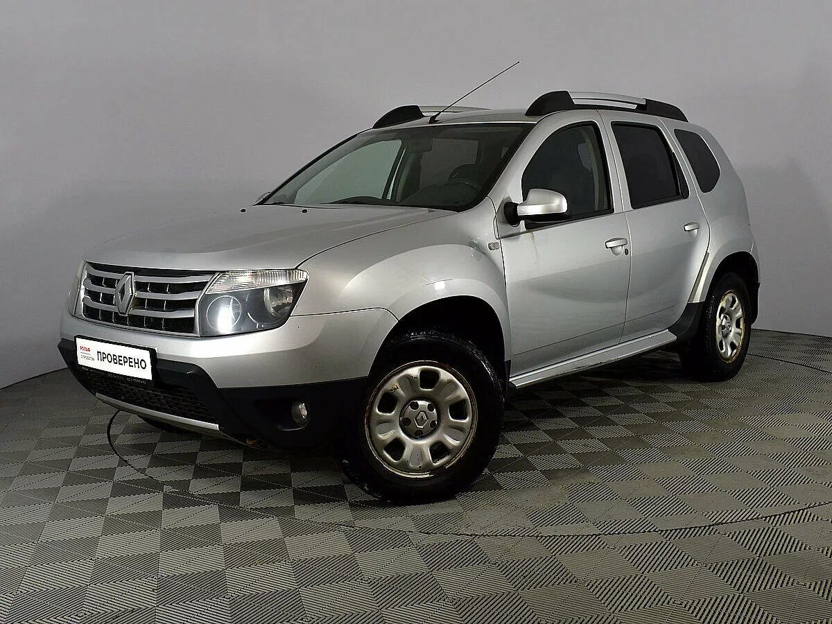 Renault duster года выпуска. Renault Duster 2014. Рено Дастер 2014. Reno Duster 2014. Renault Duster 2014 1,6.