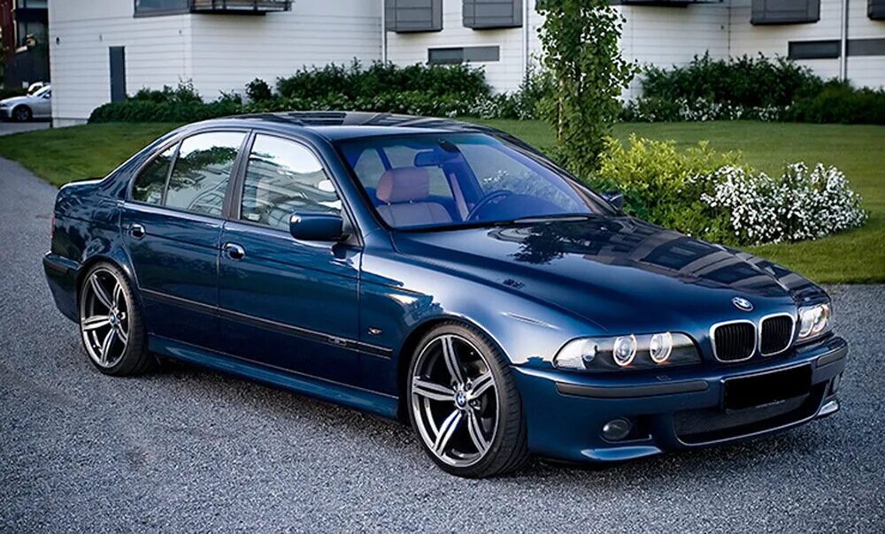 Авто с пробегом бмв е39. Bmw 525 e39. бмв м5 е39. бмв е5 е39. бмв е39 m5.