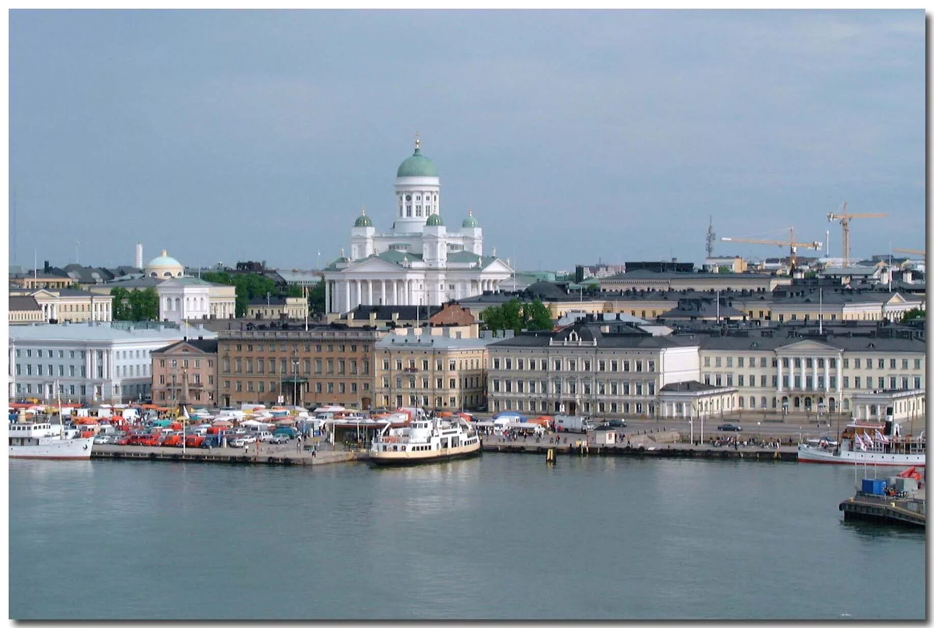 Столица города хельсинки. Хельсинки столица Финляндии. Хельсинки столица Финляндии достопримечательности. Хельсинки исторический центр.